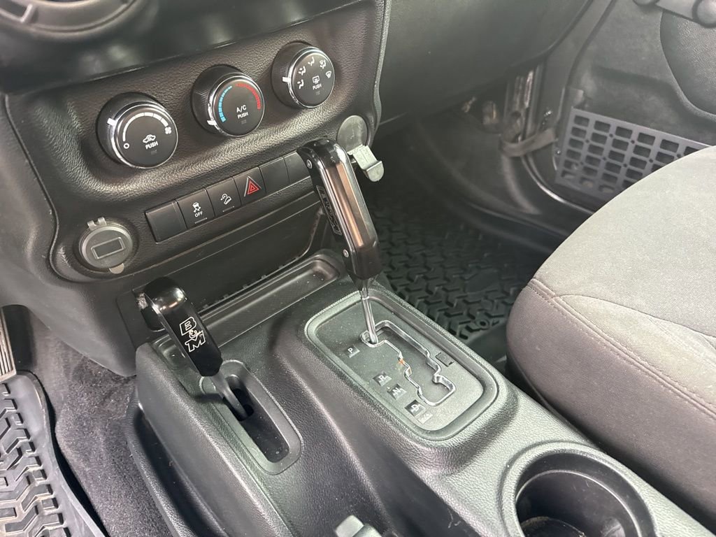 Used 2017 Jeep Wrangler Sport AWD/4WD image 11