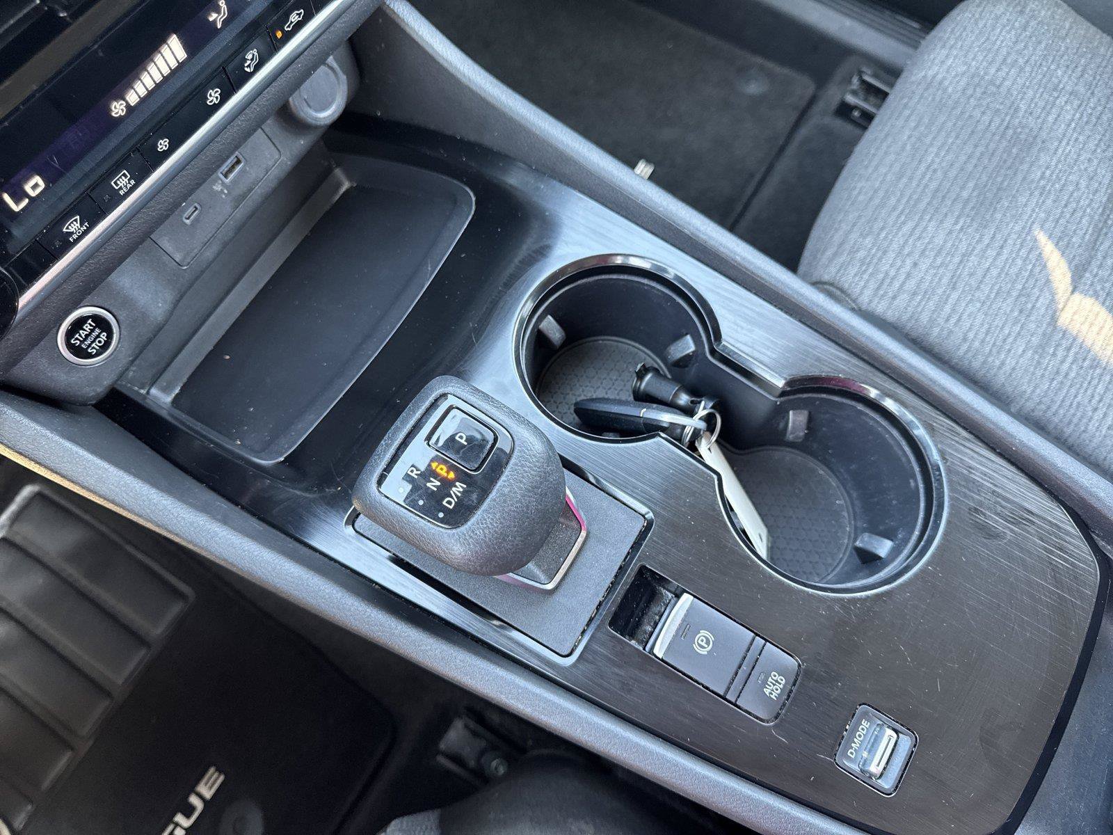 Used 2023 Nissan Rogue SV FWD image 22