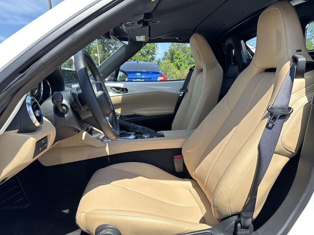 Certified 2025 MAZDA MX-5 Miata RF Grand Touring image 11