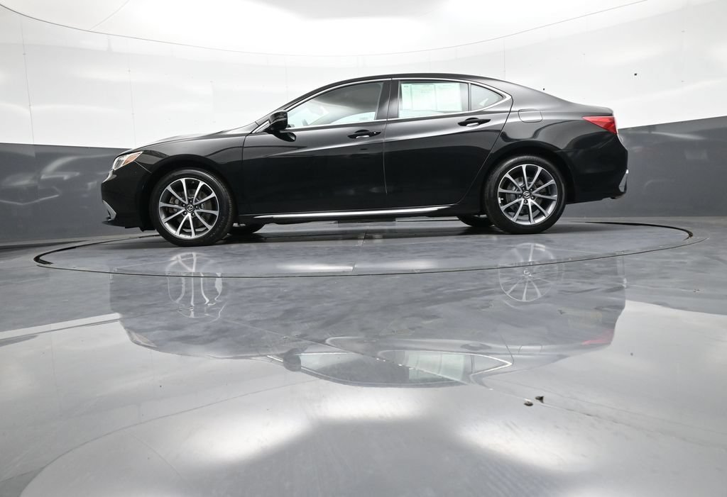 Used 2018 Acura TLX w/ Technology Package FWD image 33