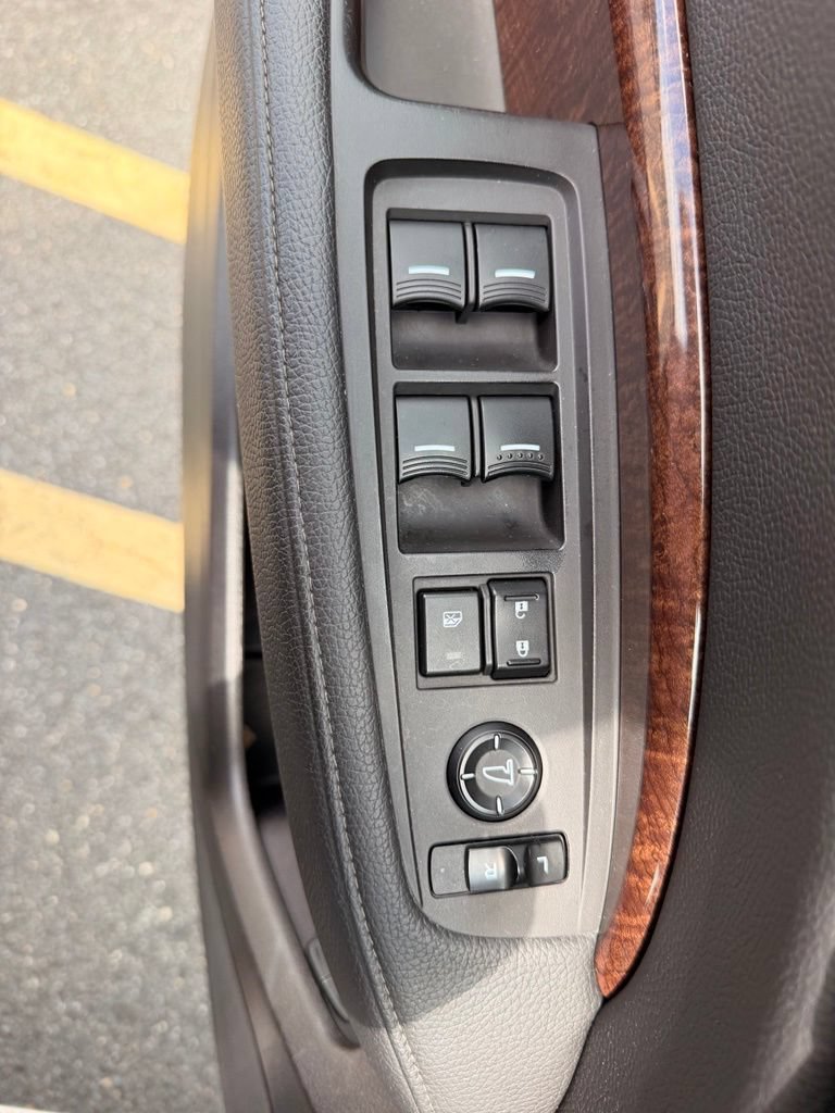 Used 2019 Acura MDX SH-AWD image 10