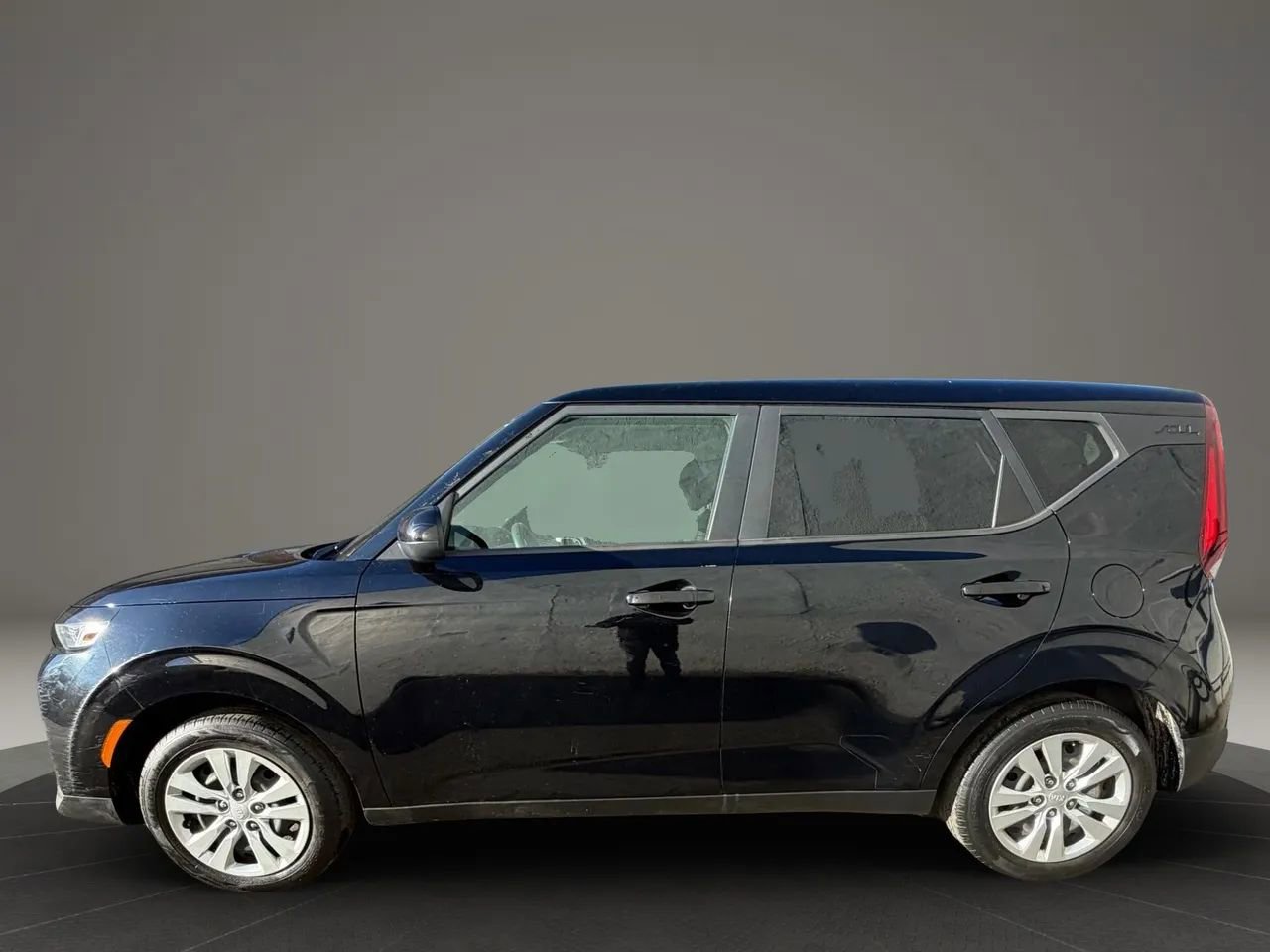 Used 2020 Kia Soul LX image 8