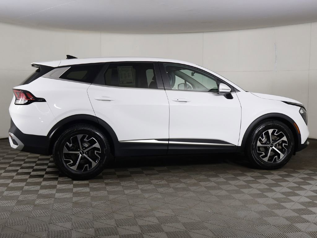 Used 2023 Kia Sportage EX image 18