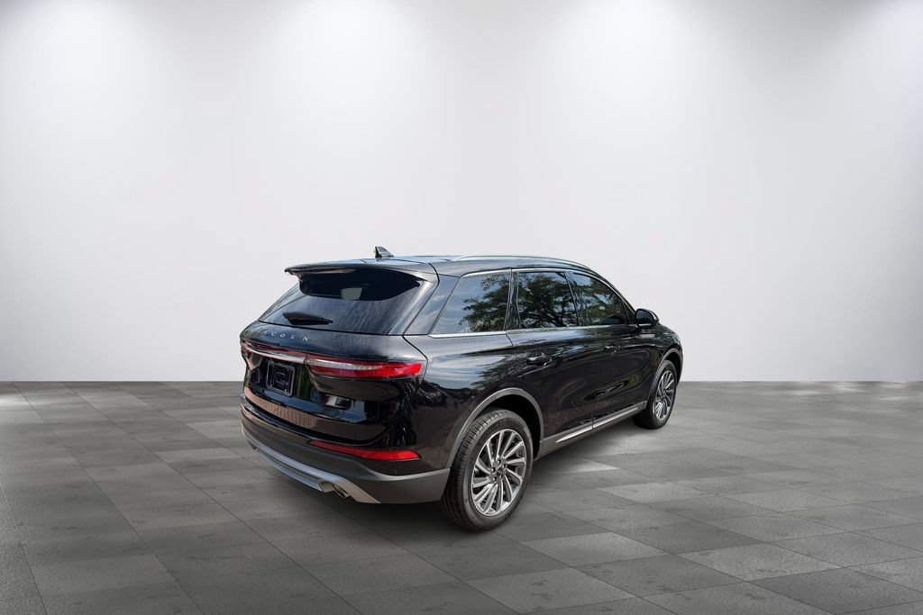 Used 2024 Lincoln Corsair Reserve FWD image 6