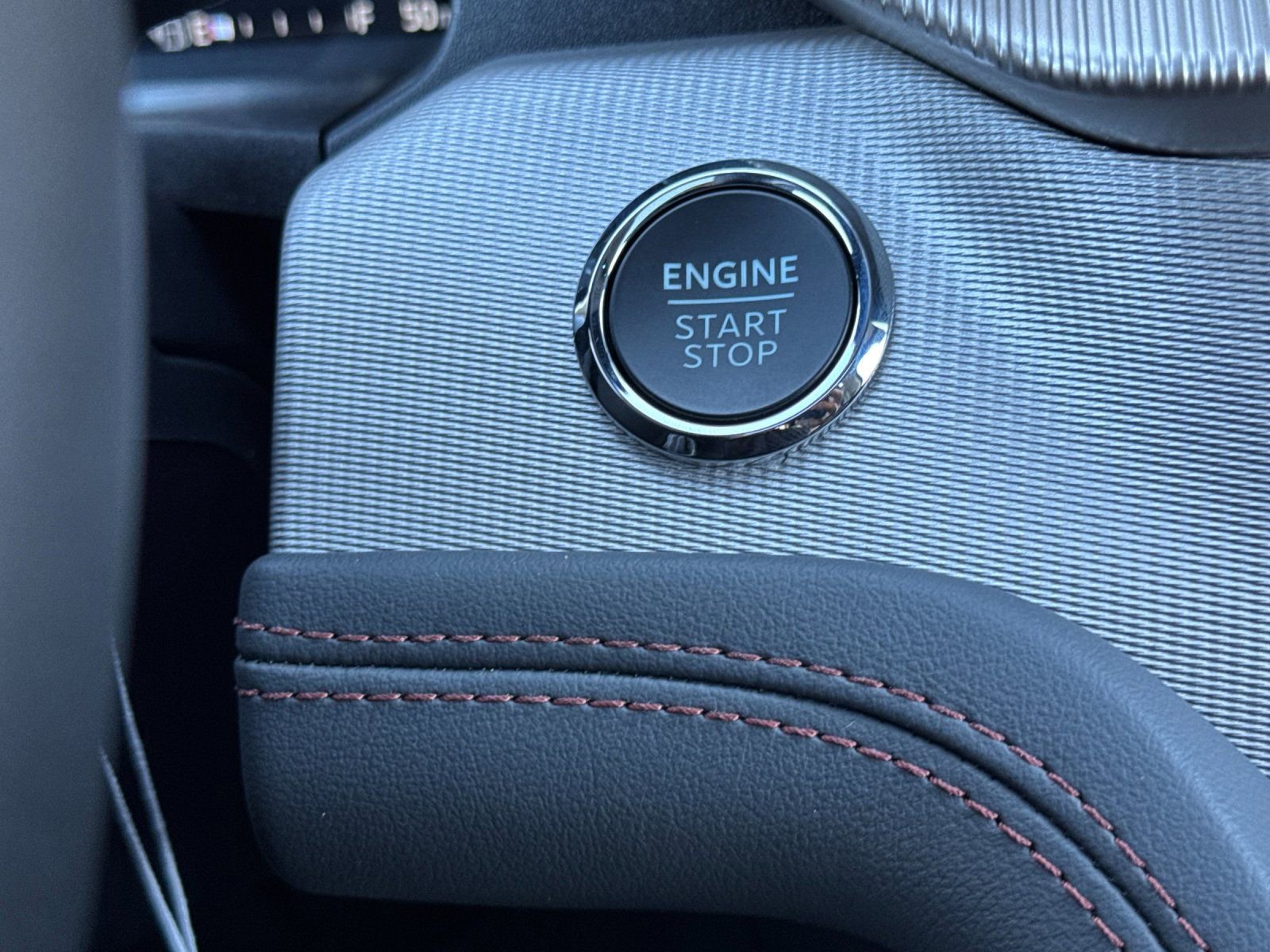 New 2025 Ford Explorer Active w/ Active Comfort Package image 26