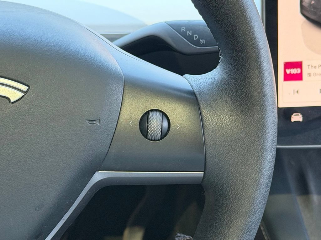 Used 2023 Tesla Model Y Long Range AWD/4WD image 48