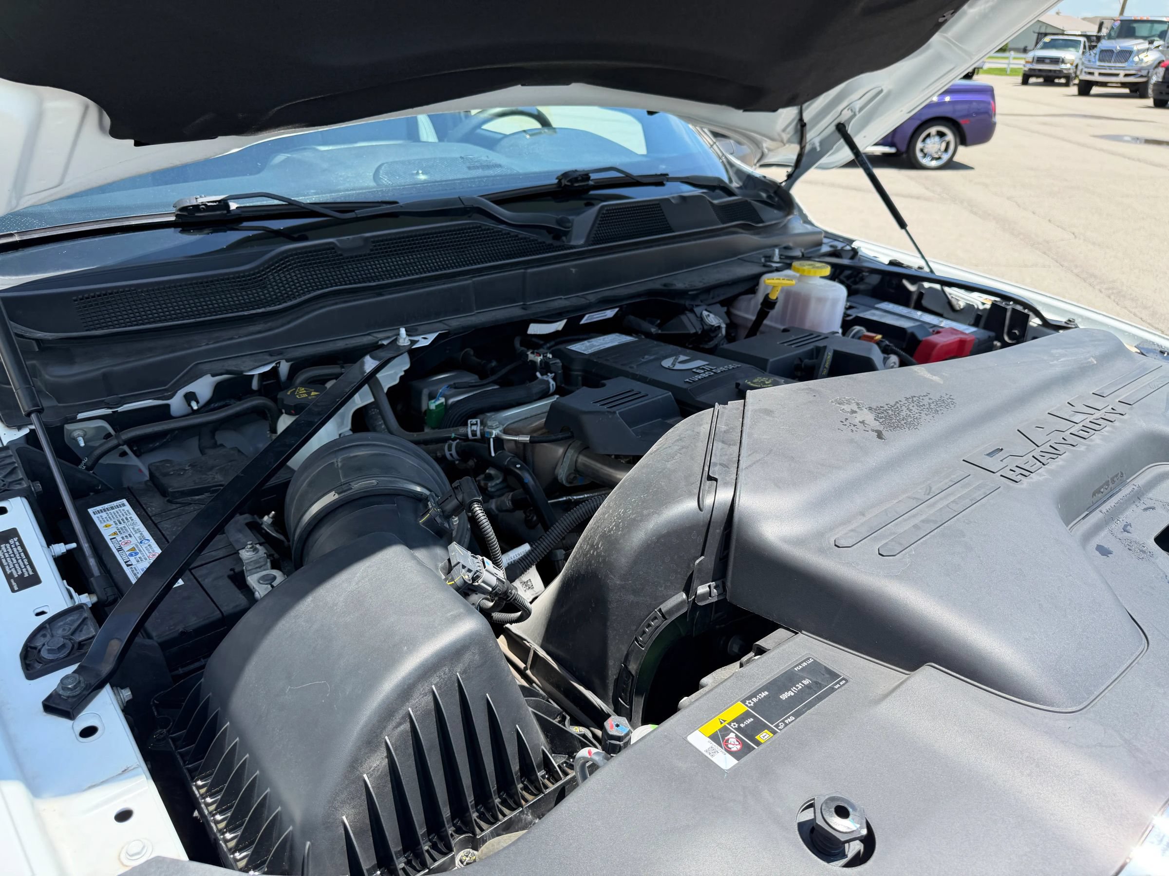 Used 2023 RAM 4500 Tradesman RWD image 31