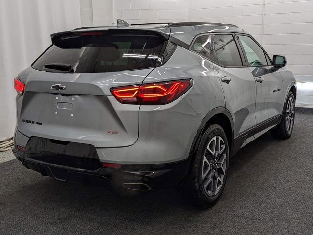 Used 2024 Chevrolet Blazer RS image 2