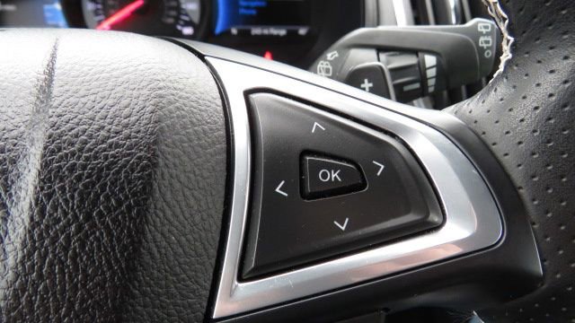 Certified 2022 Ford Edge ST w/ Equipment Group 401A image 23