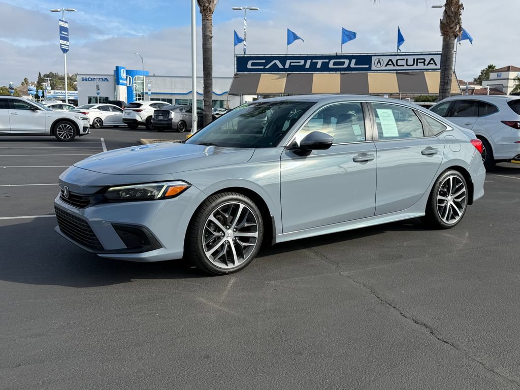 Used 2022 Honda Civic Touring image 4