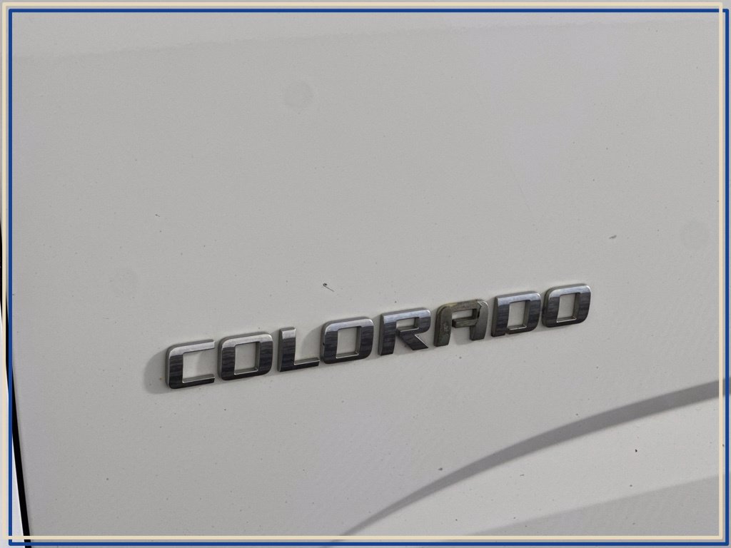 Used 2017 Chevrolet Colorado Z71 AWD/4WD image 14