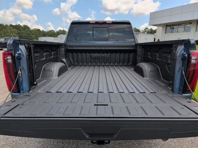 New 2025 GMC Sierra 2500 Denali w/ Denali Reserve Package image 4