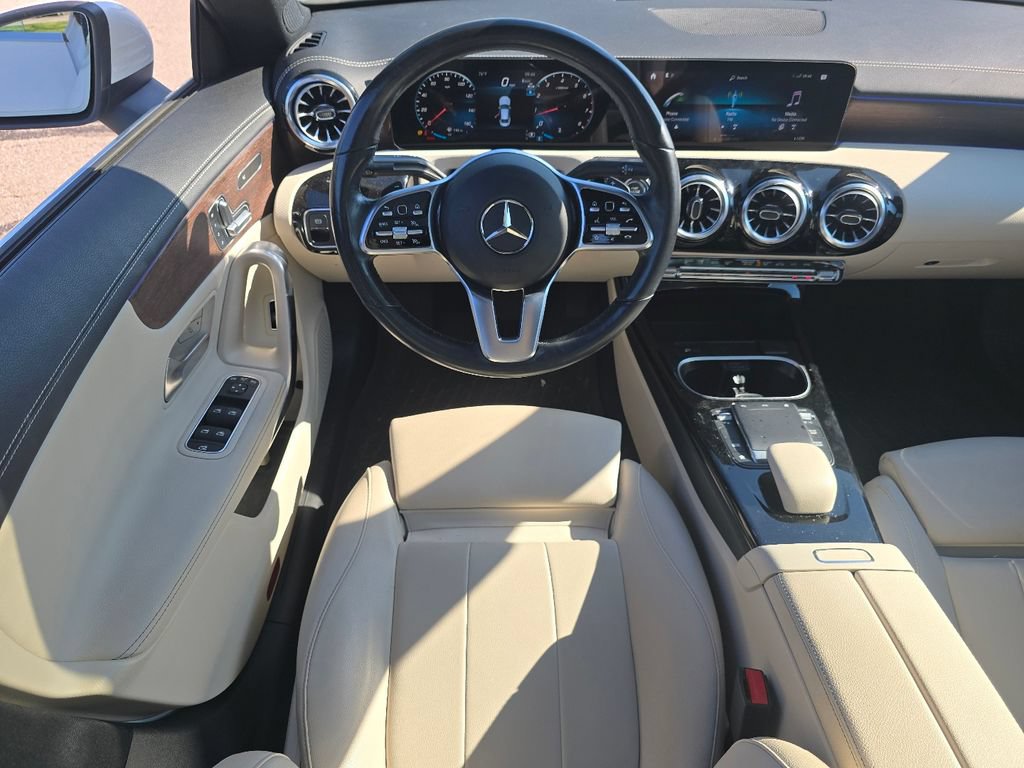 Used 2023 Mercedes-Benz CLA 250 4MATIC image 25