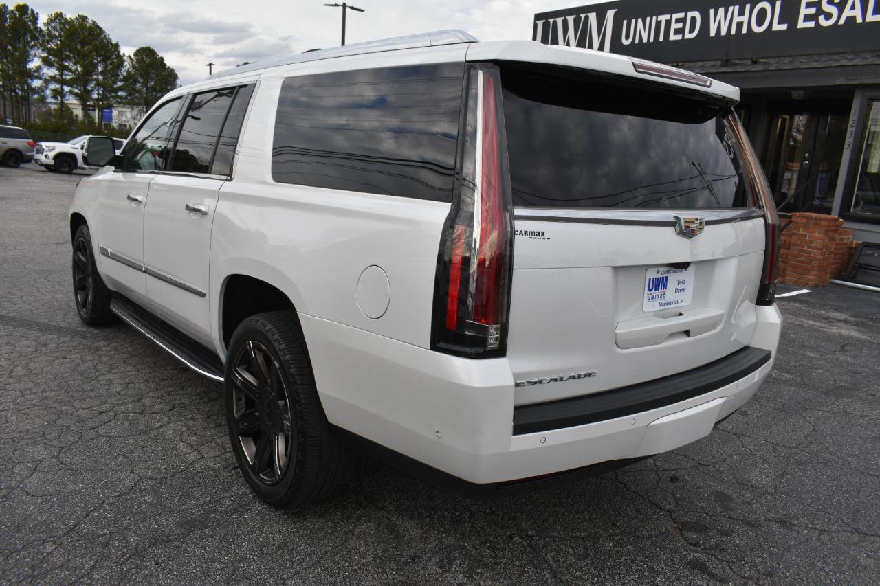 Used 2020 Cadillac Escalade ESV Premium Luxury AWD/4WD image 8