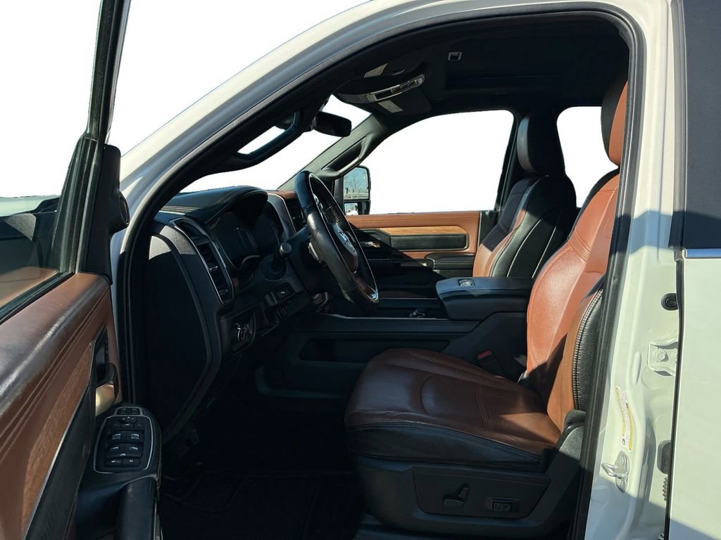 Used 2023 RAM 3500 Limited AWD/4WD image 14