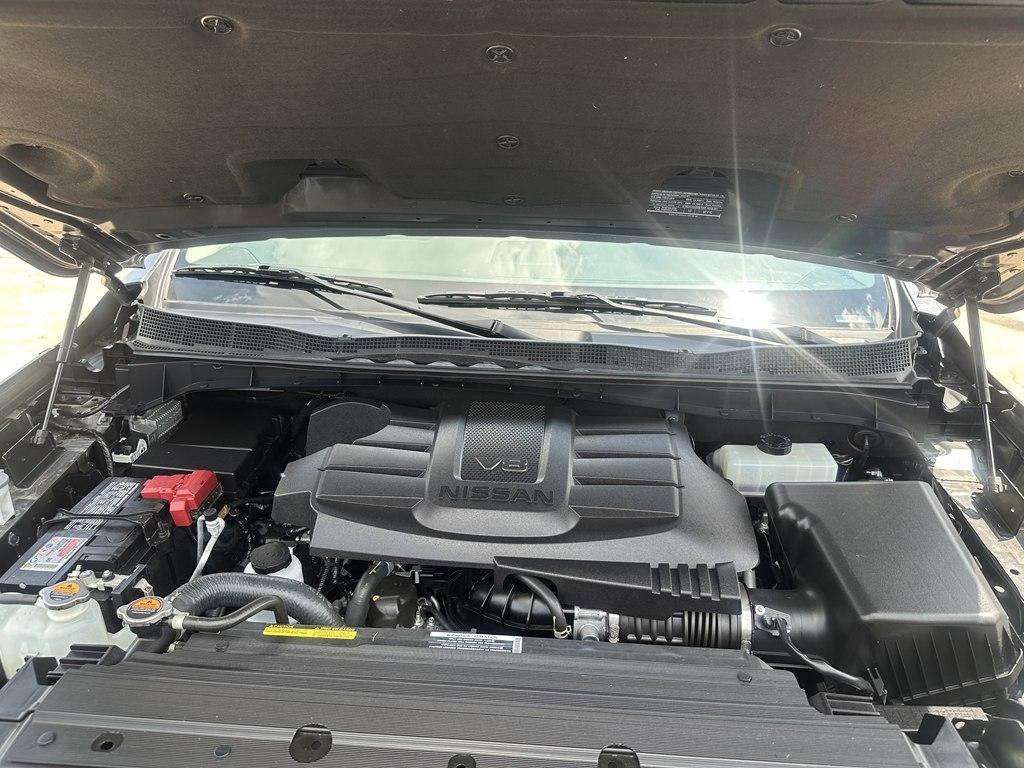 Used 2023 Nissan Titan SV w/ SV Convenience Package image 20