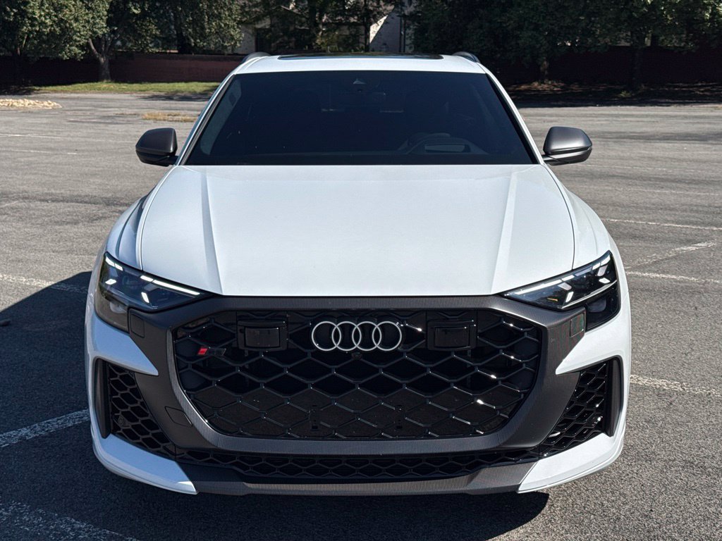 Used 2026 Audi RS Q8 performance AWD/4WD image 3