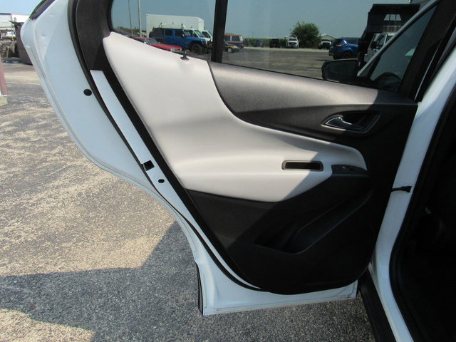 Used 2022 Chevrolet Equinox LS w/ LS Convenience Package FWD image 20