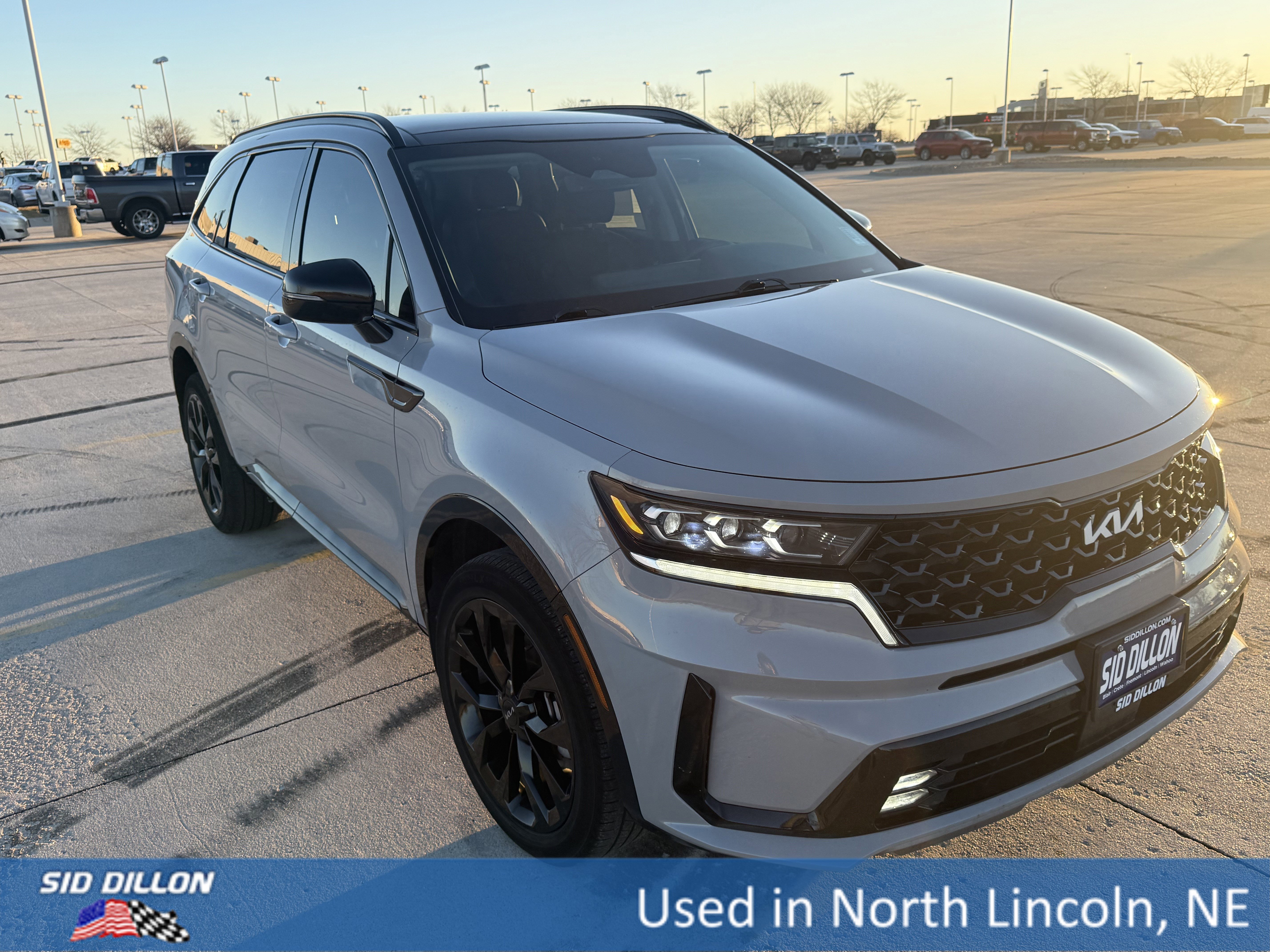 Used 2023 Kia Sorento SX image 9