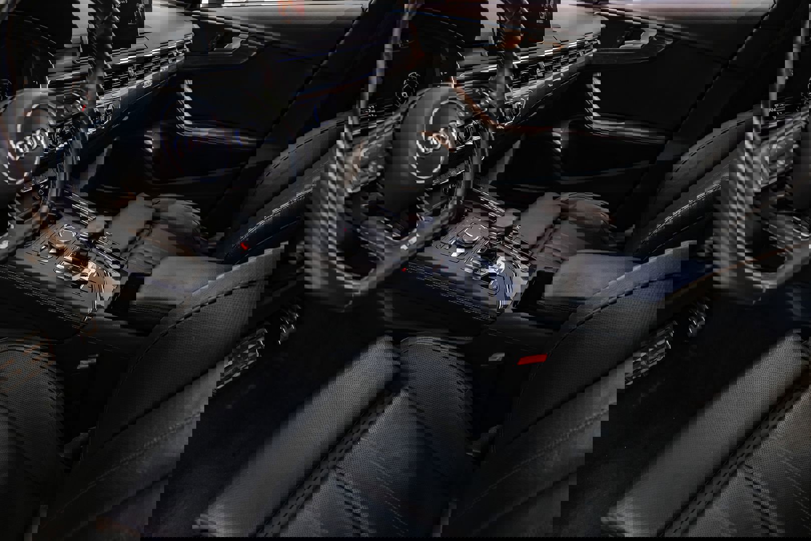 Used 2018 Audi S4 Premium Plus w/ Navigation Package image 23