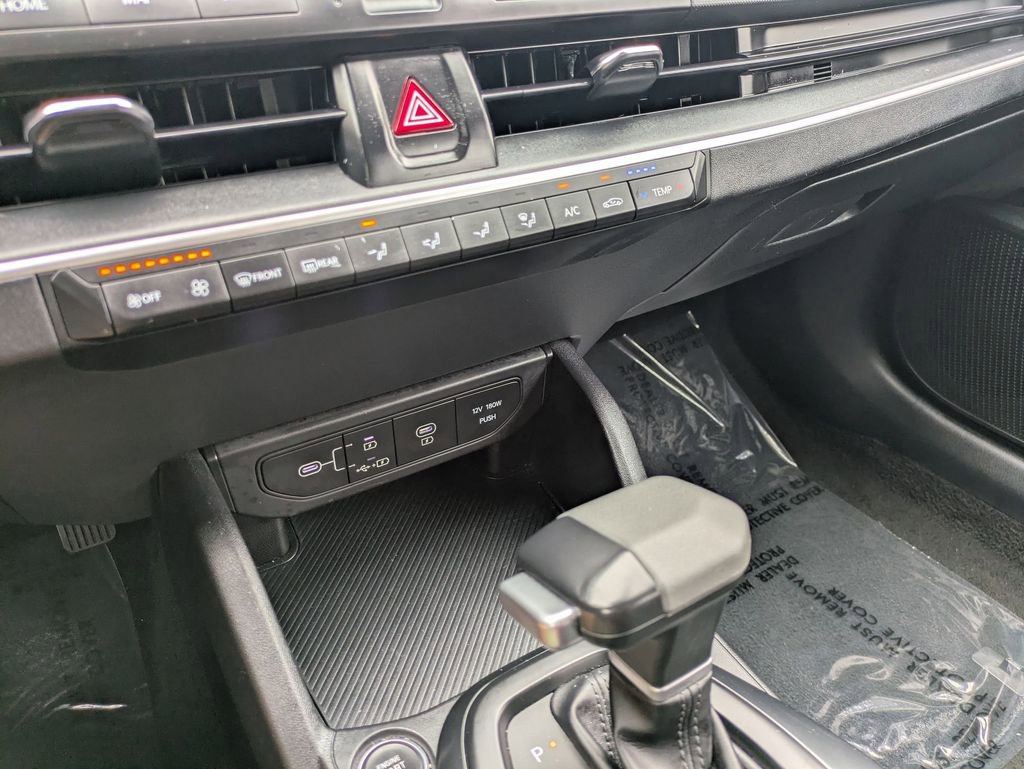 Used 2025 Kia K4 FWD image 27