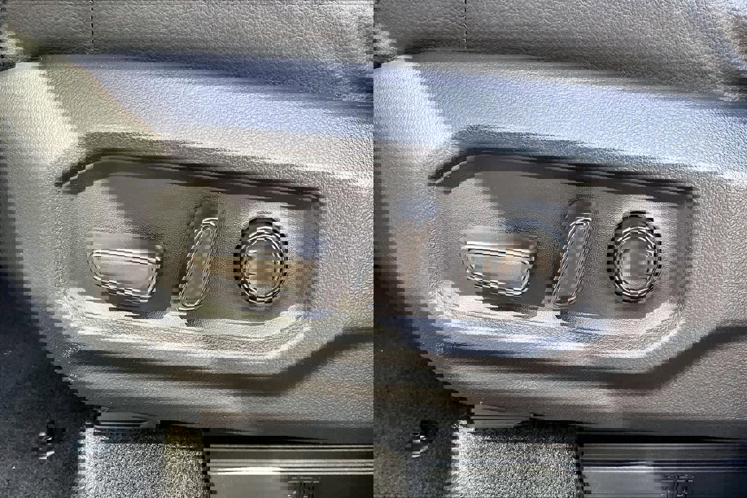 Used 2024 Toyota Sequoia Limited image 34