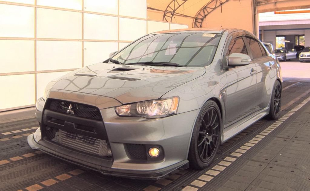 Used 2015 Mitsubishi Lancer Evolution GSR AWD/4WD video 1