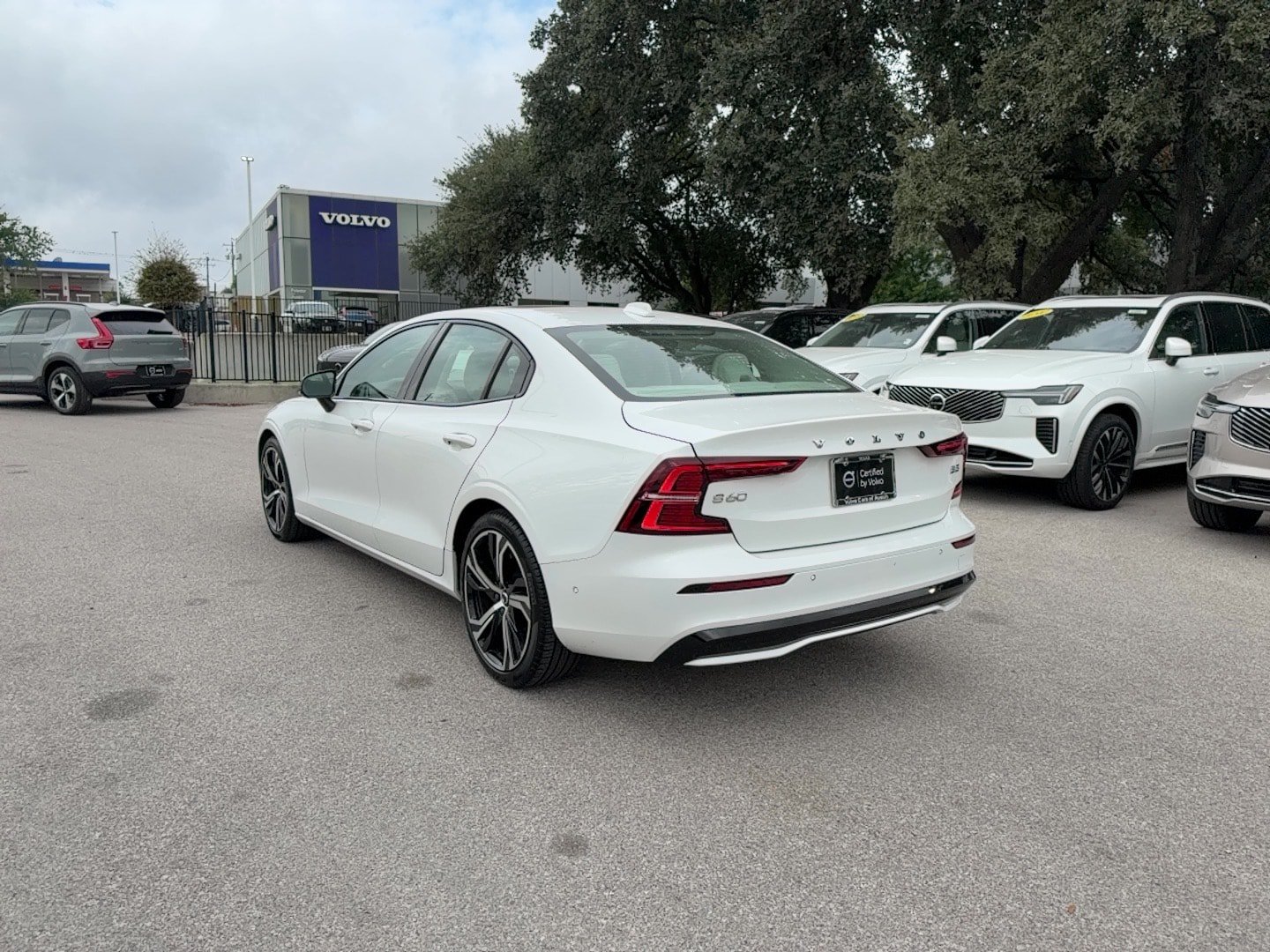 Certified 2024 Volvo S60 B5 Plus FWD image 4