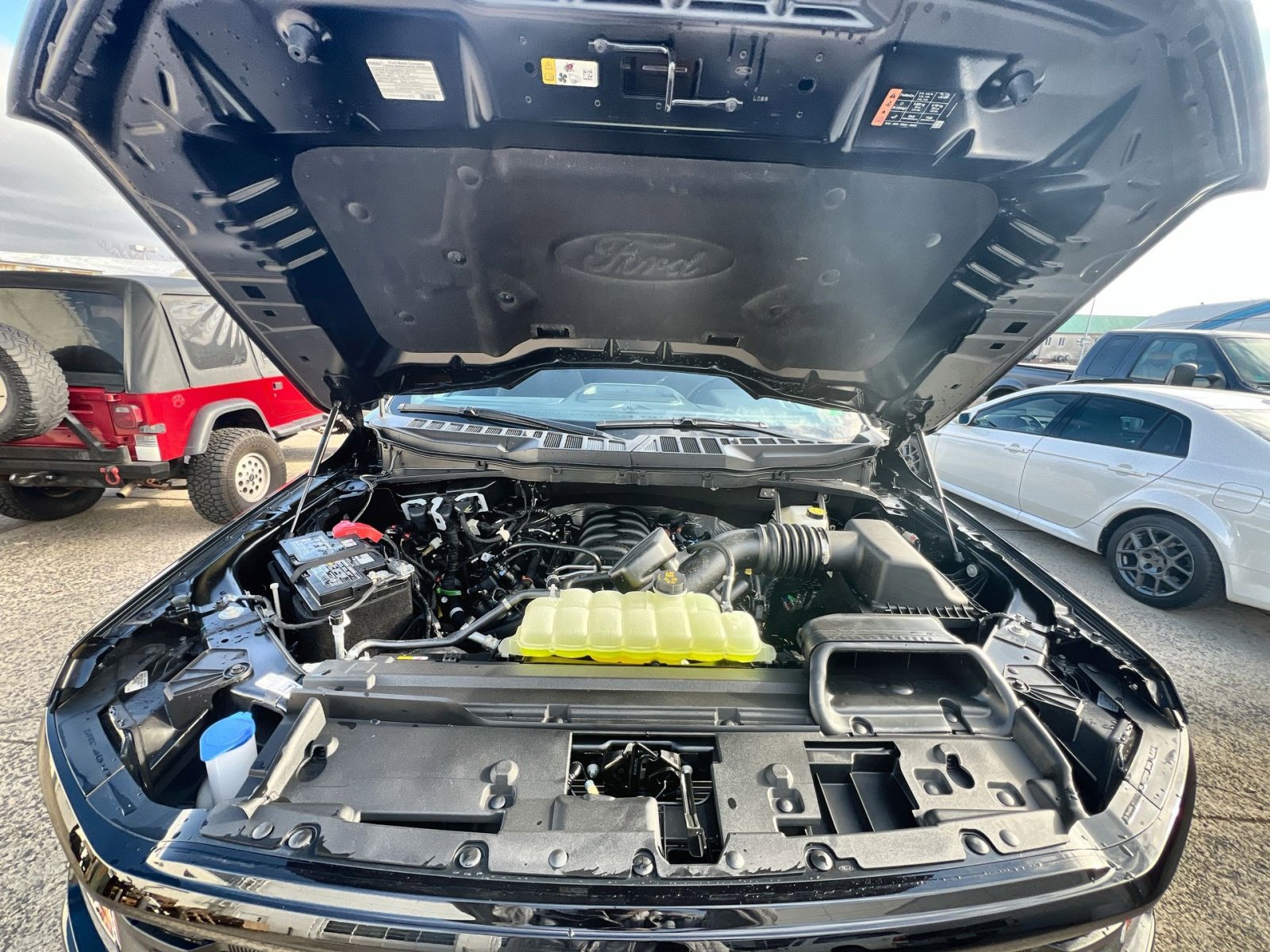 New 2026 Ford F150 XLT w/ Equipment Group 302A MID image 27