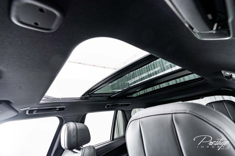 Used 2025 Land Rover Range Rover SE image 29