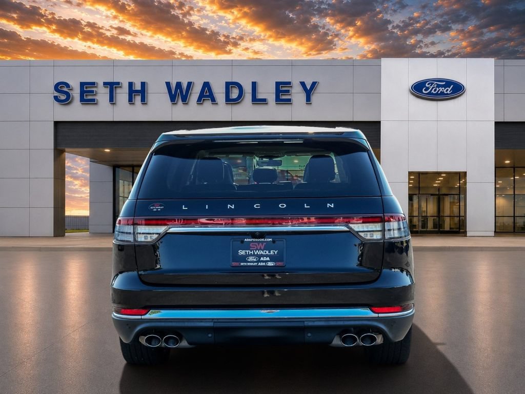 Used 2020 Lincoln Aviator Reserve w/ Equipment Group 202A AWD/4WD image 6