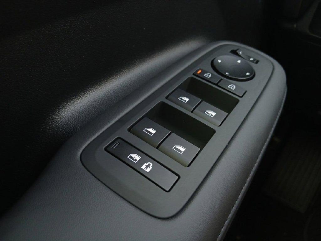 New 2026 Hyundai Santa Fe SEL FWD image 18