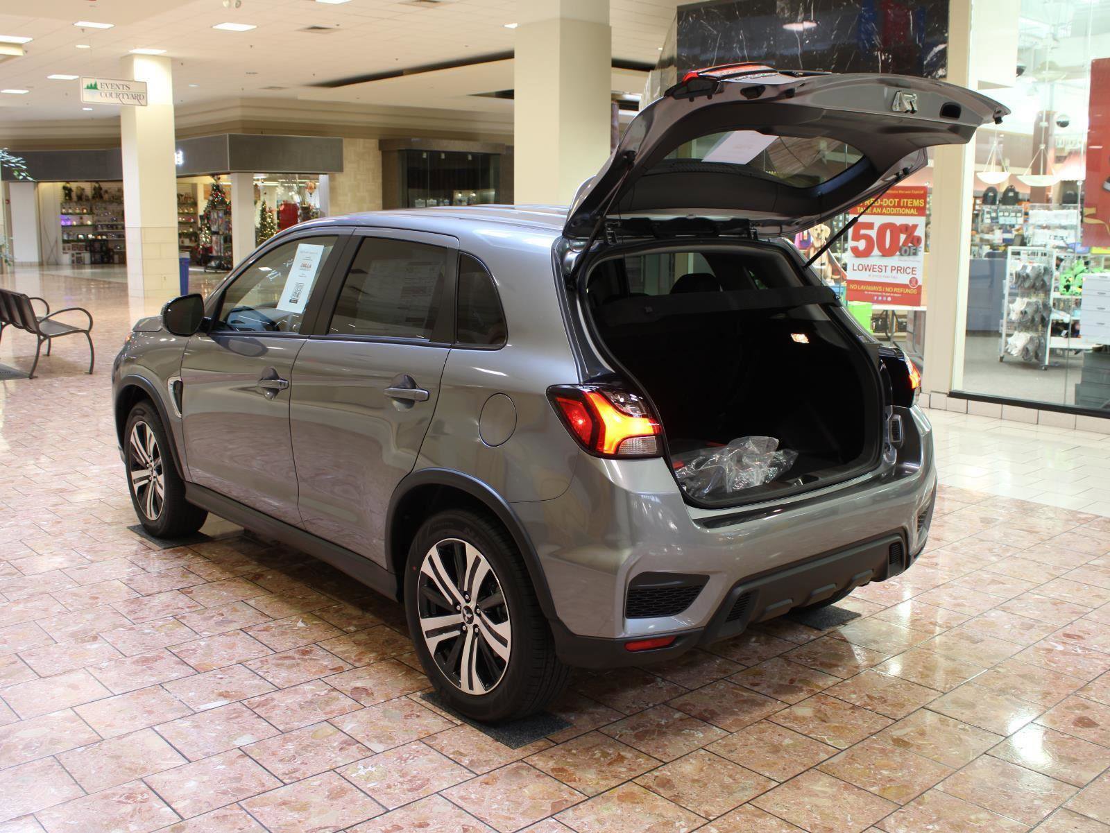 New 2025 Mitsubishi Outlander Sport SE image 7