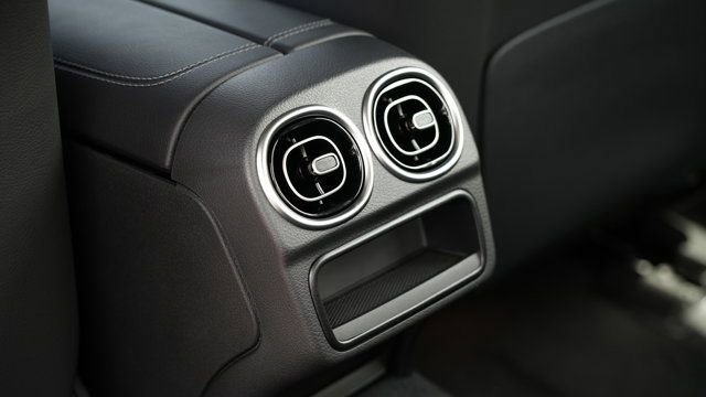 Certified 2025 Mercedes-Benz C 300 4MATIC Sedan image 75