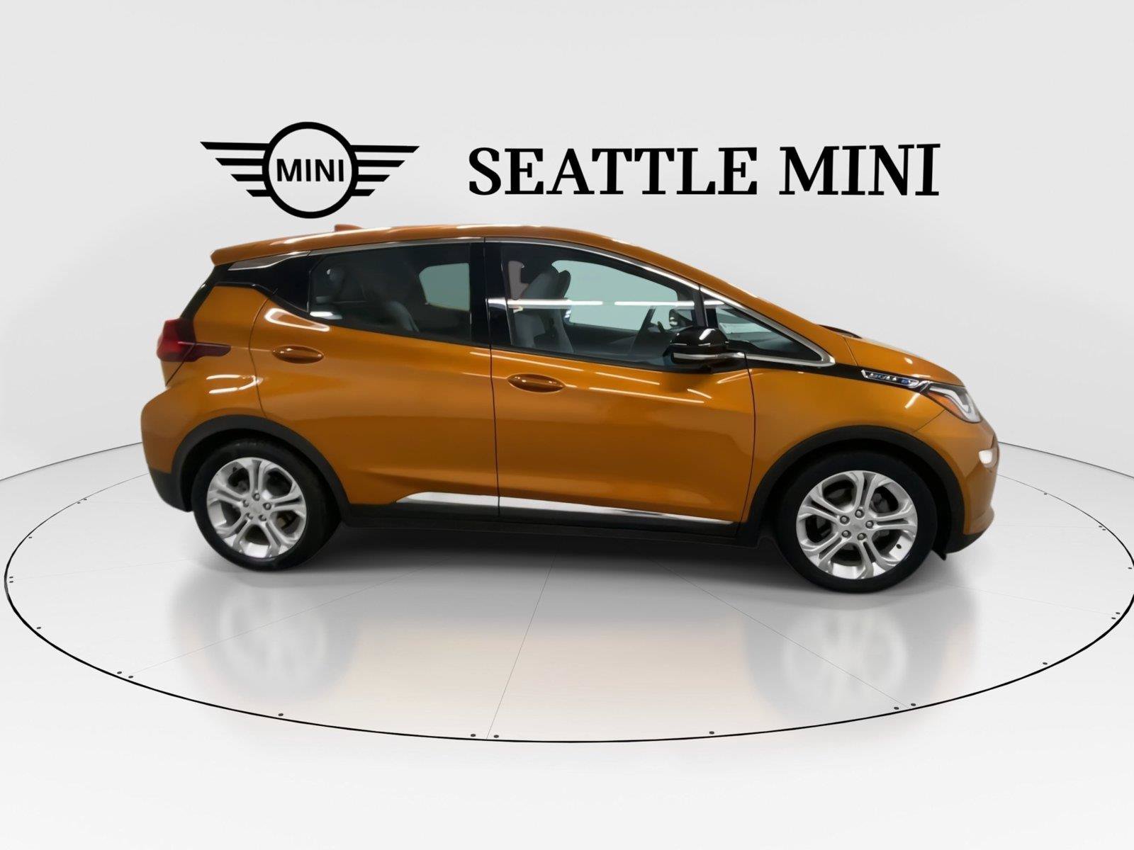 Used 2017 Chevrolet Bolt LT FWD image 13