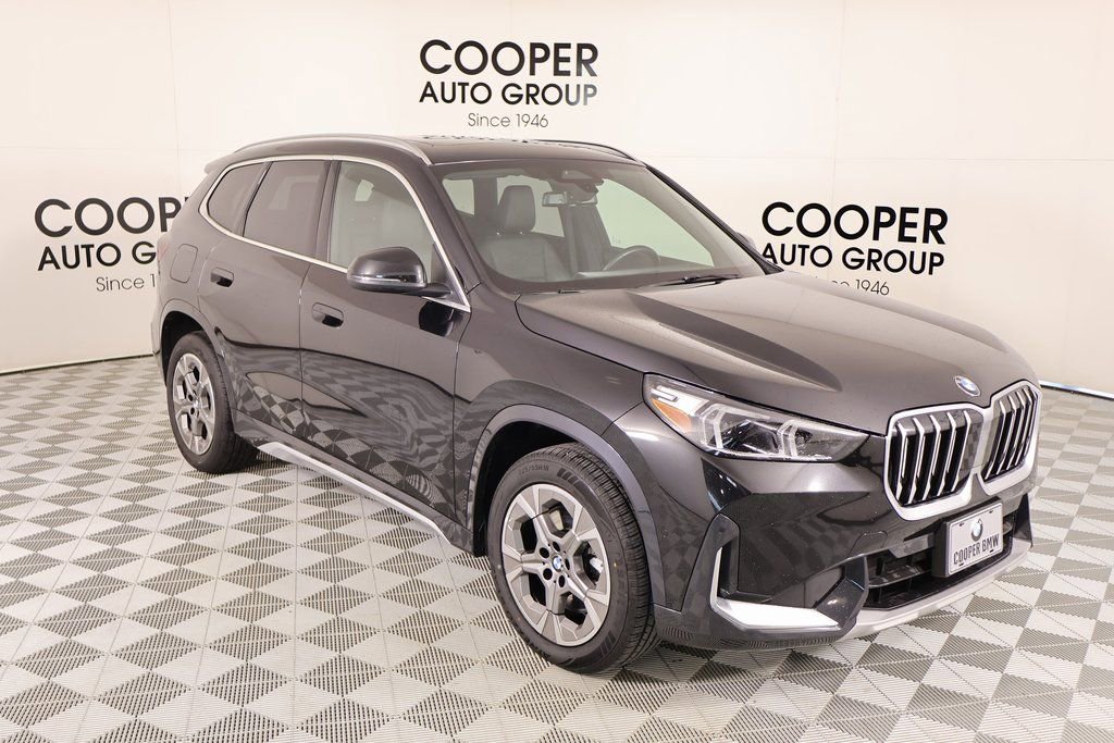 Used 2025 BMW X1 xDrive28i image 1