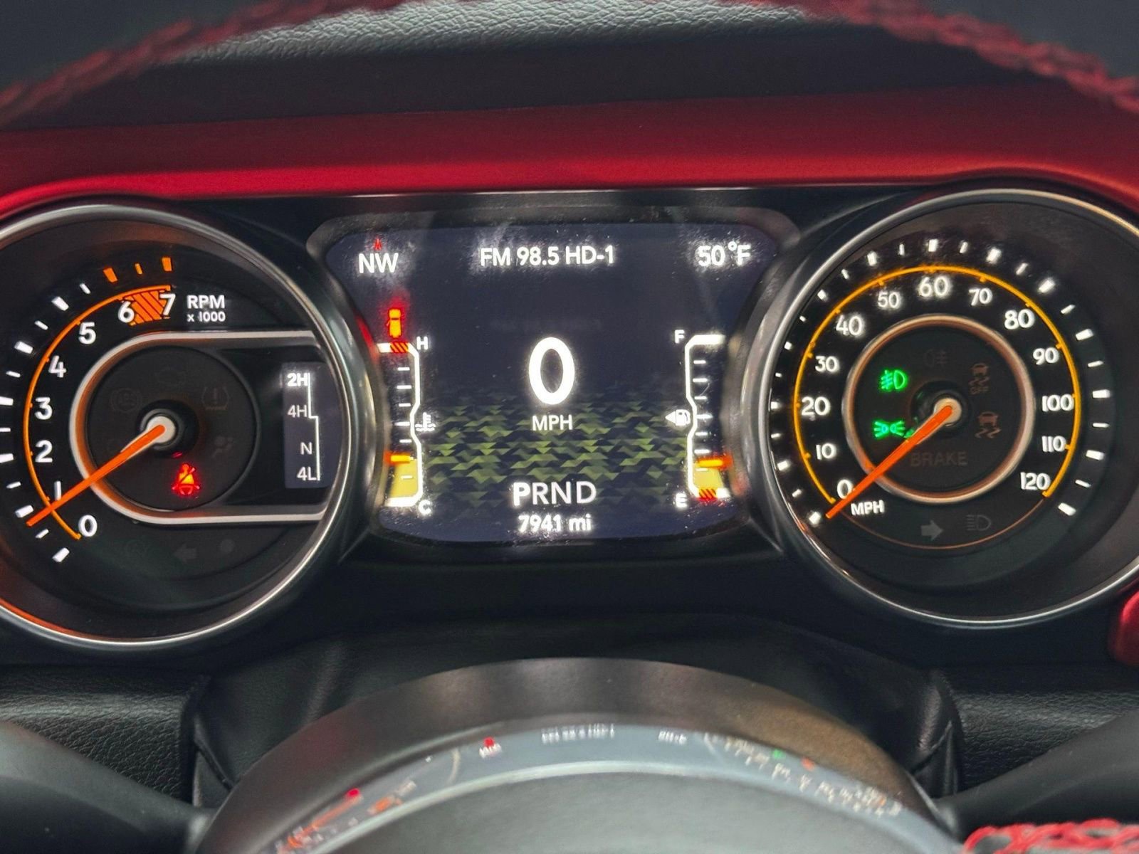 Used 2023 Jeep Wrangler Unlimited Rubicon AWD/4WD image 23