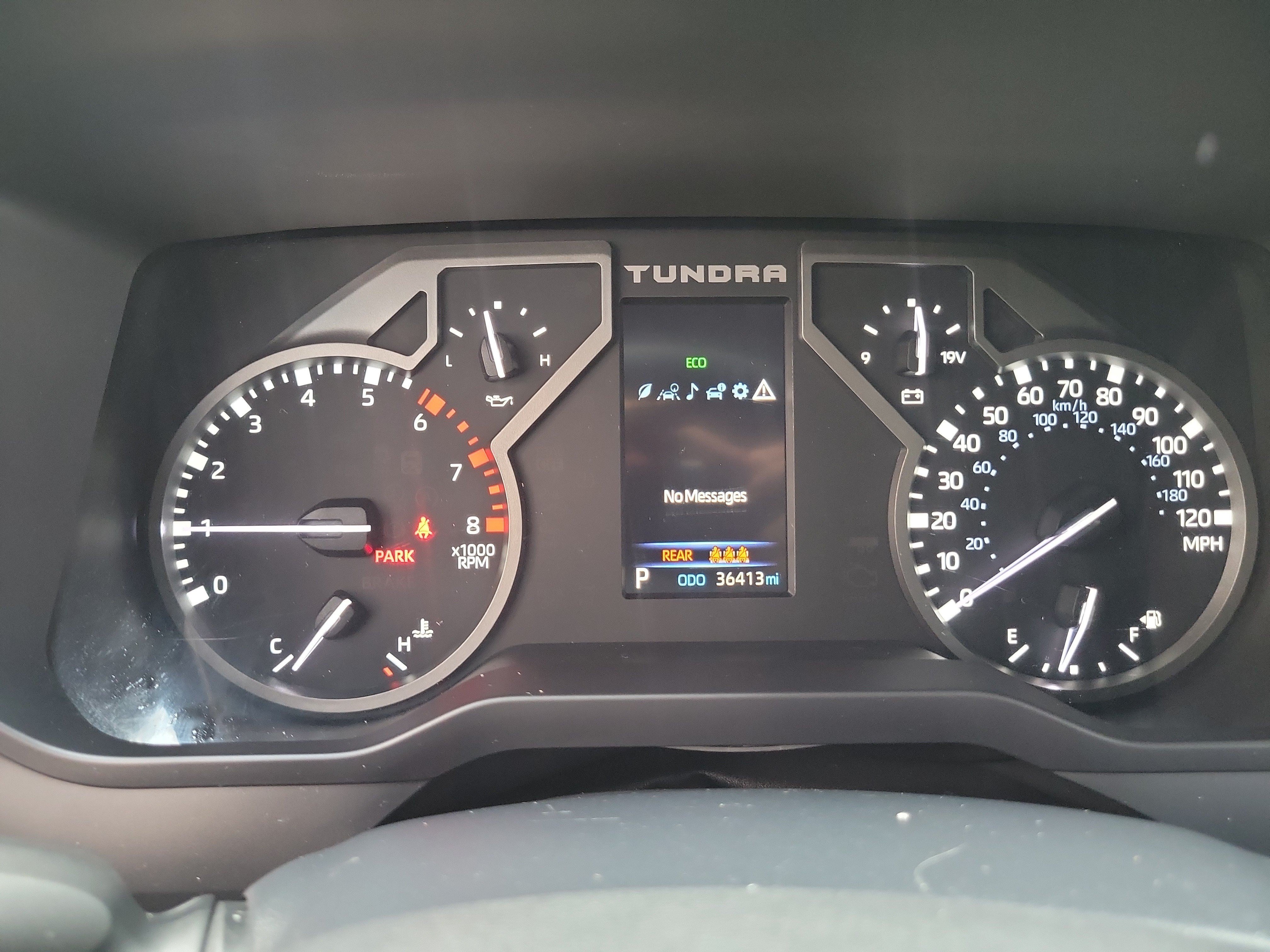 Used 2022 Toyota Tundra SR5 w/ SR5 Convenience Package AWD/4WD image 30