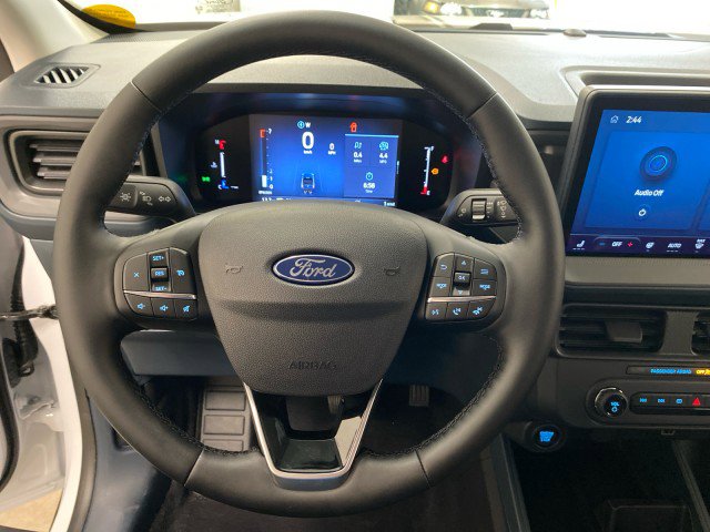 New 2025 Ford Maverick XLT w/ XLT Luxury Package image 18