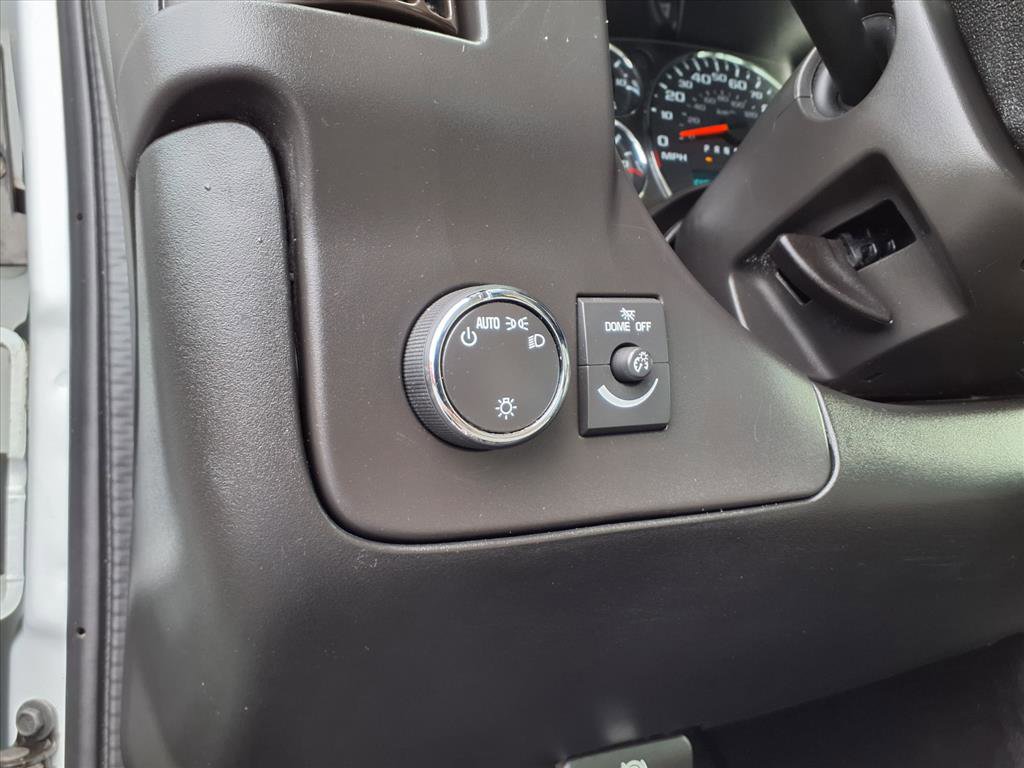 Used 2019 Chevrolet Express 3500 w/ Power Convenience Package image 8