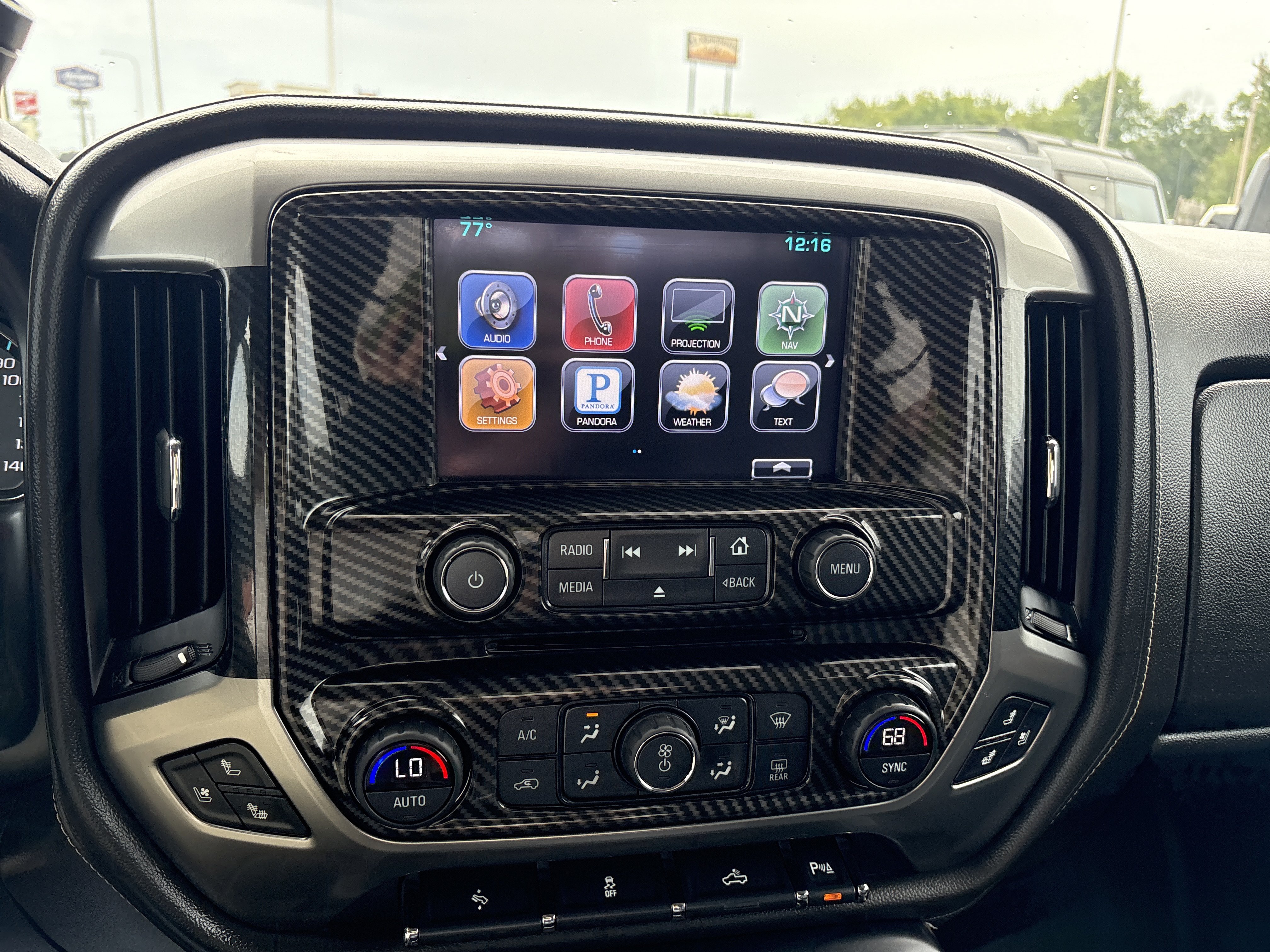 Used 2016 Chevrolet Silverado 1500 LTZ w/ LTZ Plus Package AWD/4WD image 31