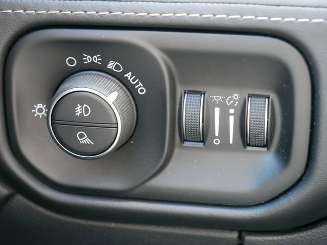 Used 2019 RAM 2500 Limited AWD/4WD image 19