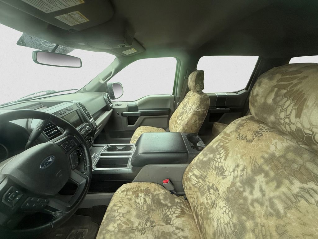 Used 2016 Ford F150 XLT w/ Equipment Group 302A Luxury AWD/4WD image 8