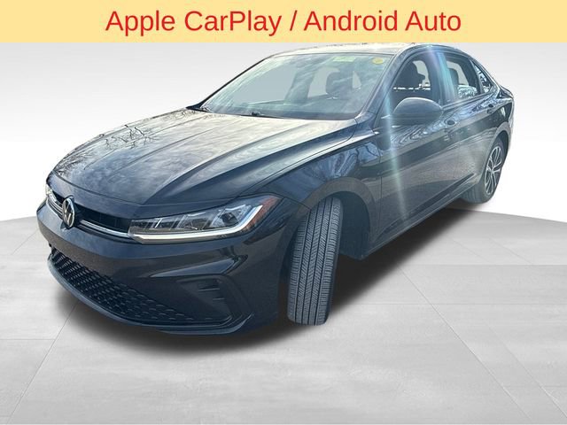 Used 2025 Volkswagen Jetta Sport image 5