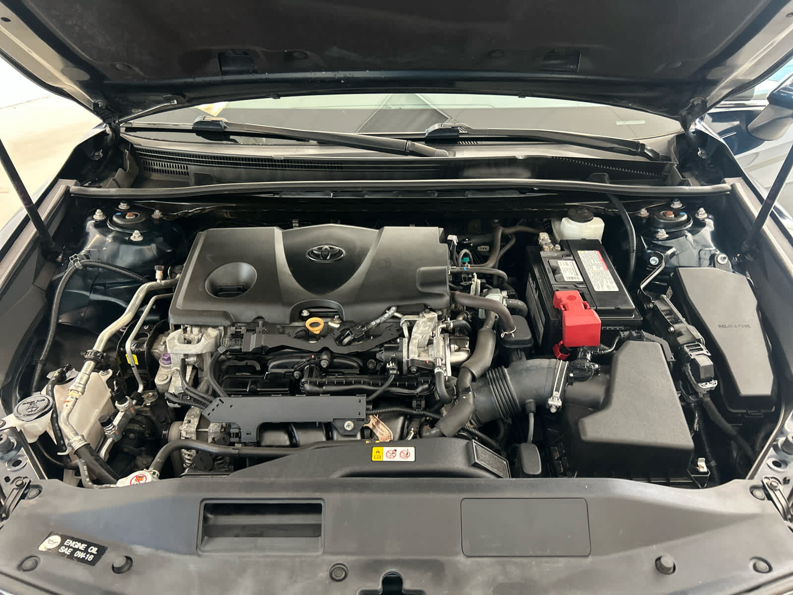 Used 2018 Toyota Camry SE FWD image 30