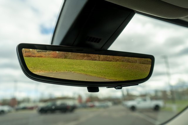 Used 2023 GMC Acadia Denali w/ Black Diamond Edition image 46