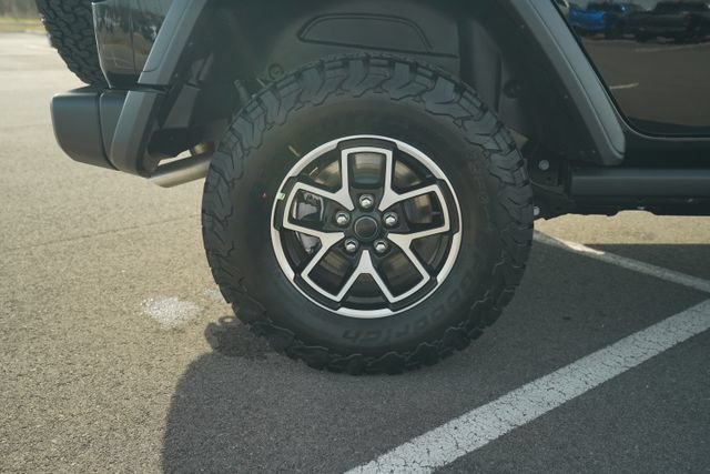 New 2026 Jeep Wrangler Unlimited Rubicon AWD/4WD image 42
