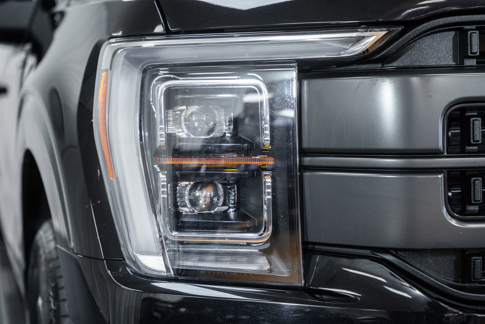 Certified 2023 Ford F150 Lariat w/ Equipment Group 502A High image 13