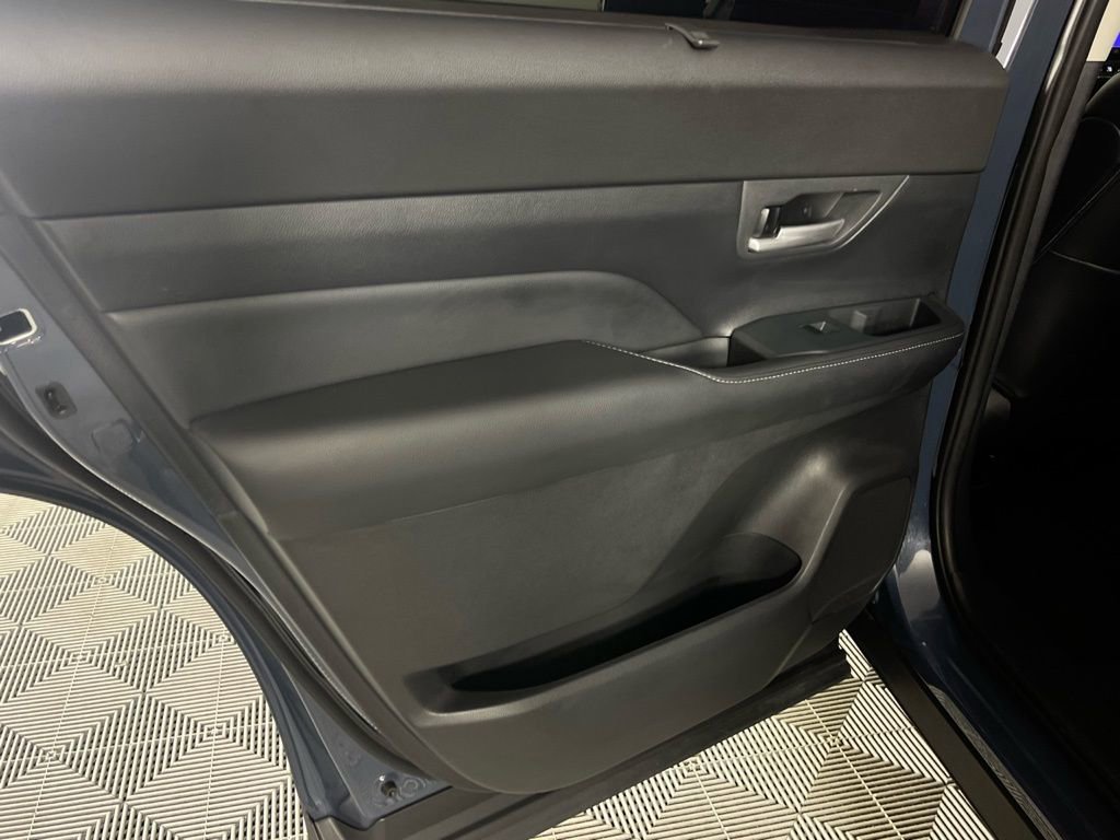 Used 2025 Toyota Grand Highlander FWD image 26