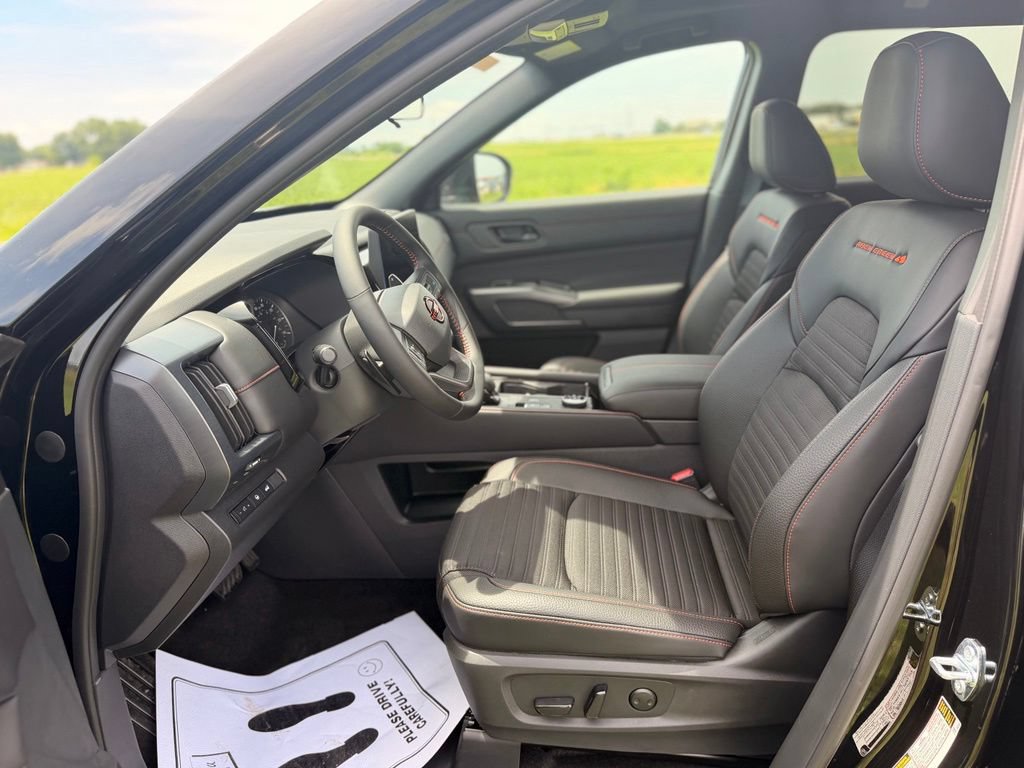 New 2026 Nissan Pathfinder Rock Creek AWD/4WD image 9